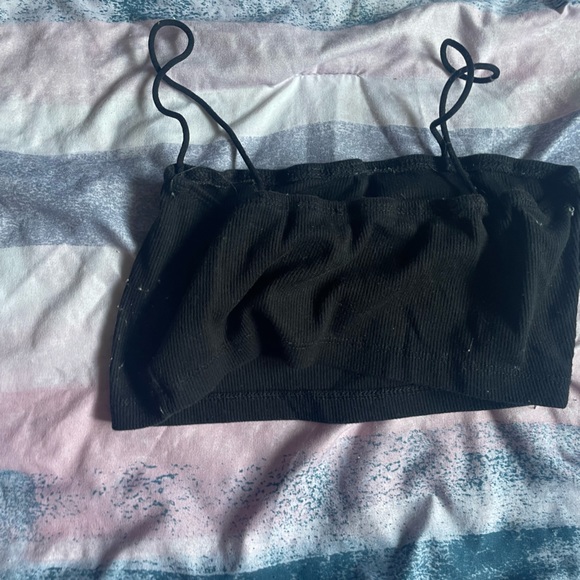 Black crop top - Picture 2 of 2